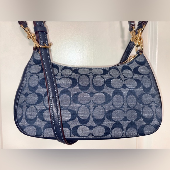✨ Coach Teri Shoulder Bag in Signature Denim ✨ CH139 - Picture 6 of 16